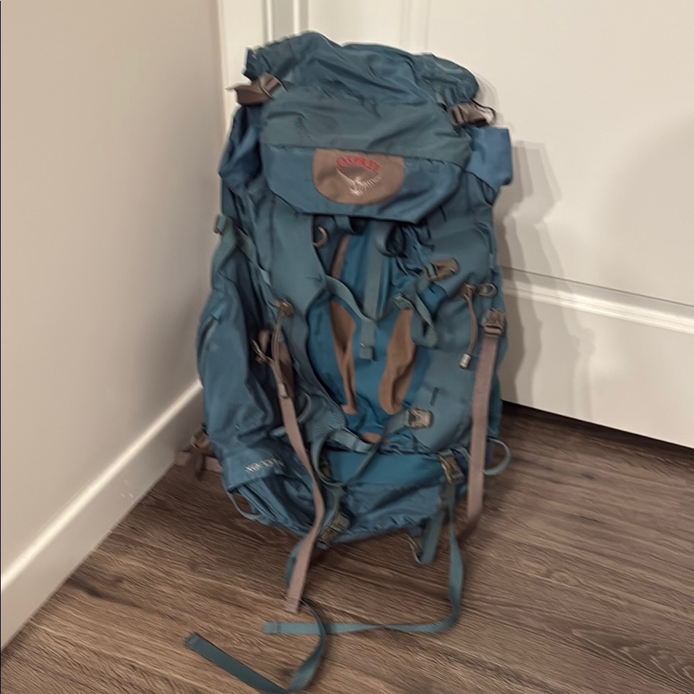 Osprey Xenon 85  9/10 condition